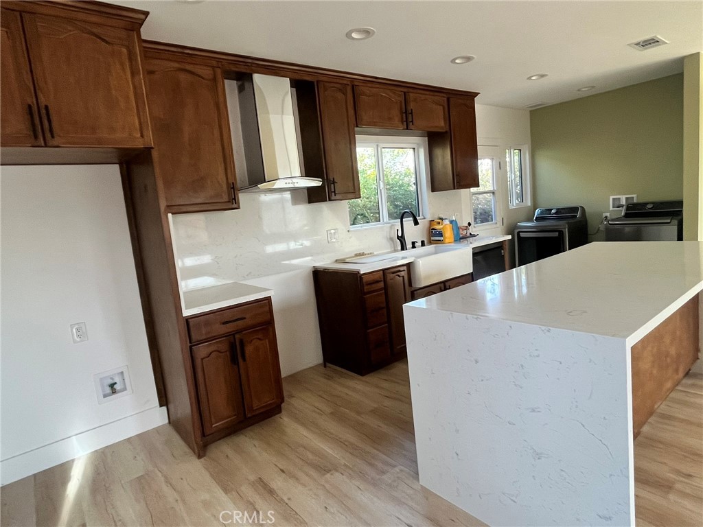 MLS #DW25197849 image #24