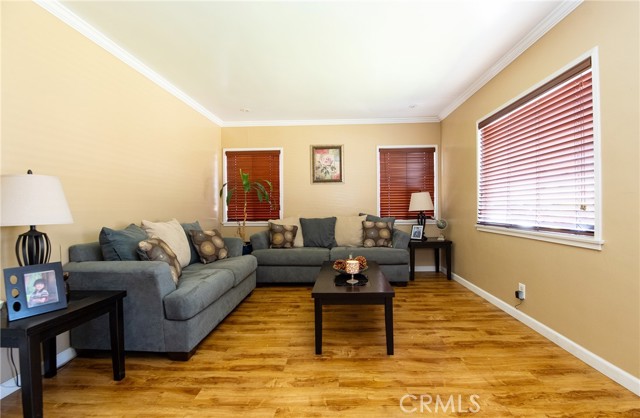 MLS #DW25198751 image #5