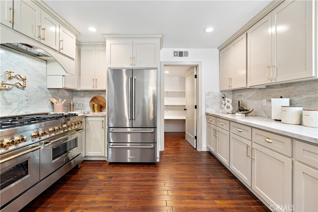 MLS #DW25198926 image #13