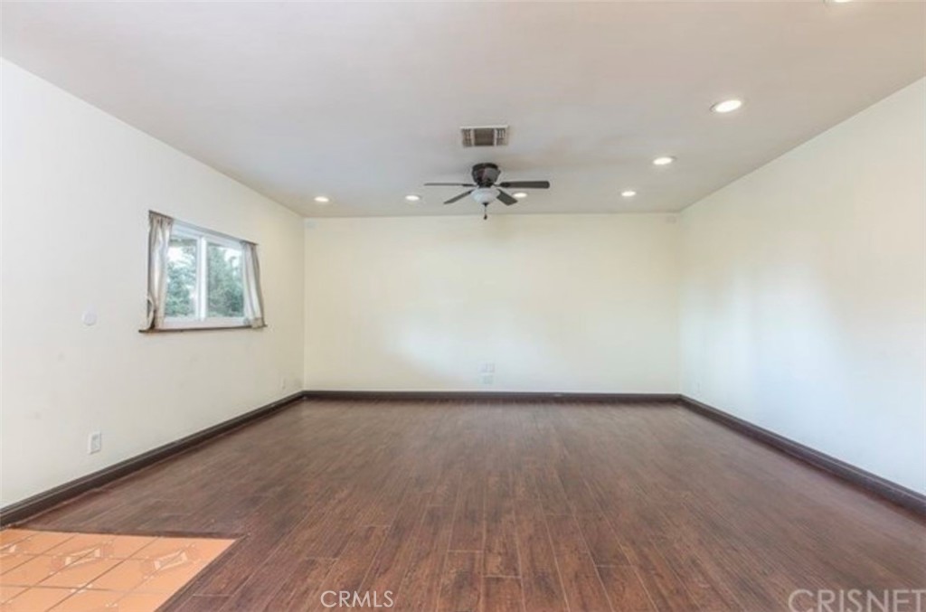 MLS #DW25199436 image #5