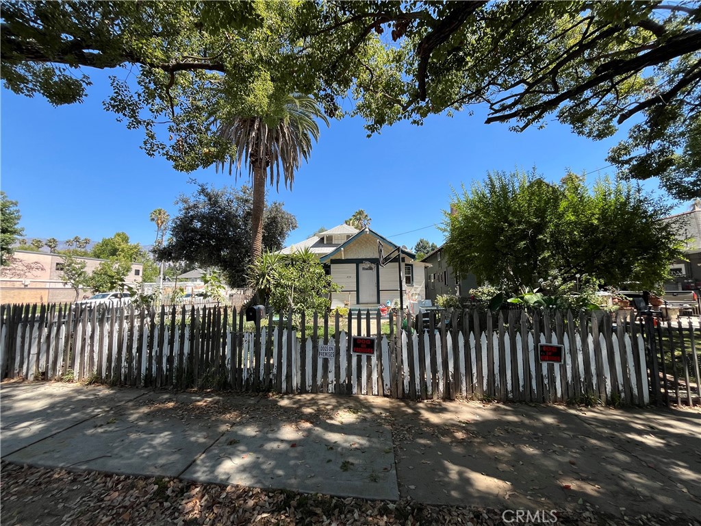 MLS #DW25200172 image #1