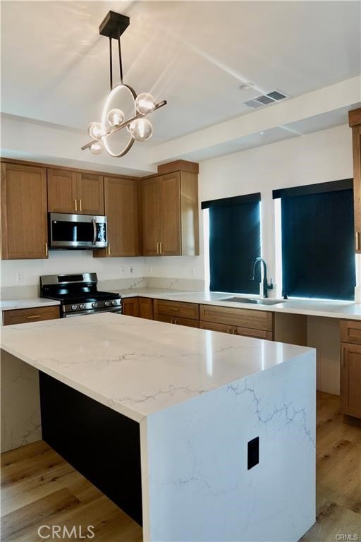 MLS #DW25200571 image #3