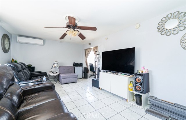 MLS #DW25201102 image #19