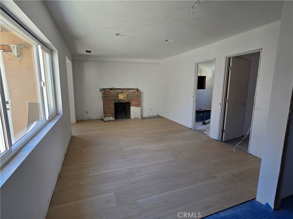 MLS #DW25202837 image #3