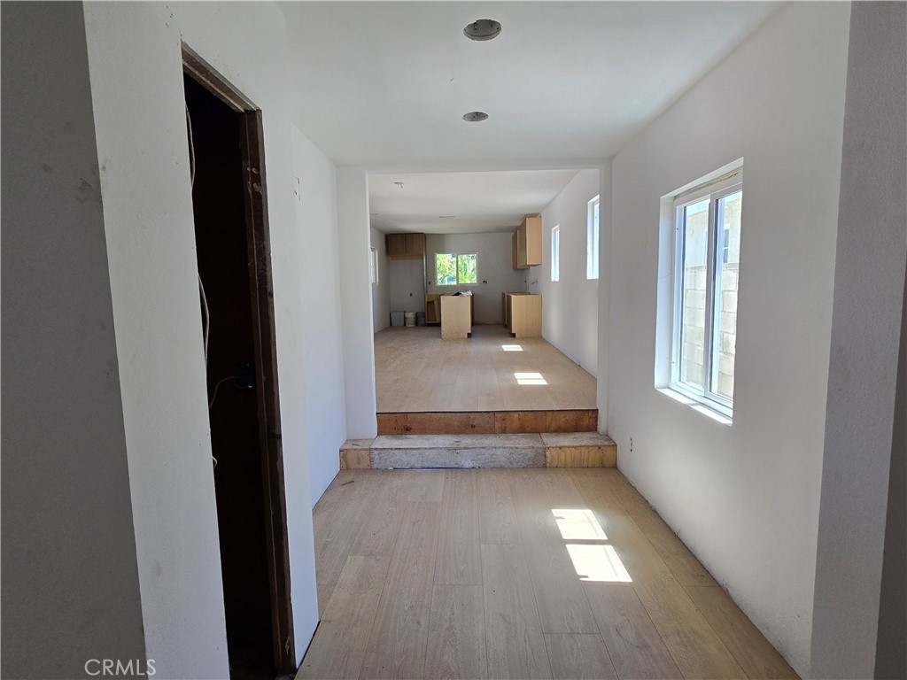 MLS #DW25202837 image #7