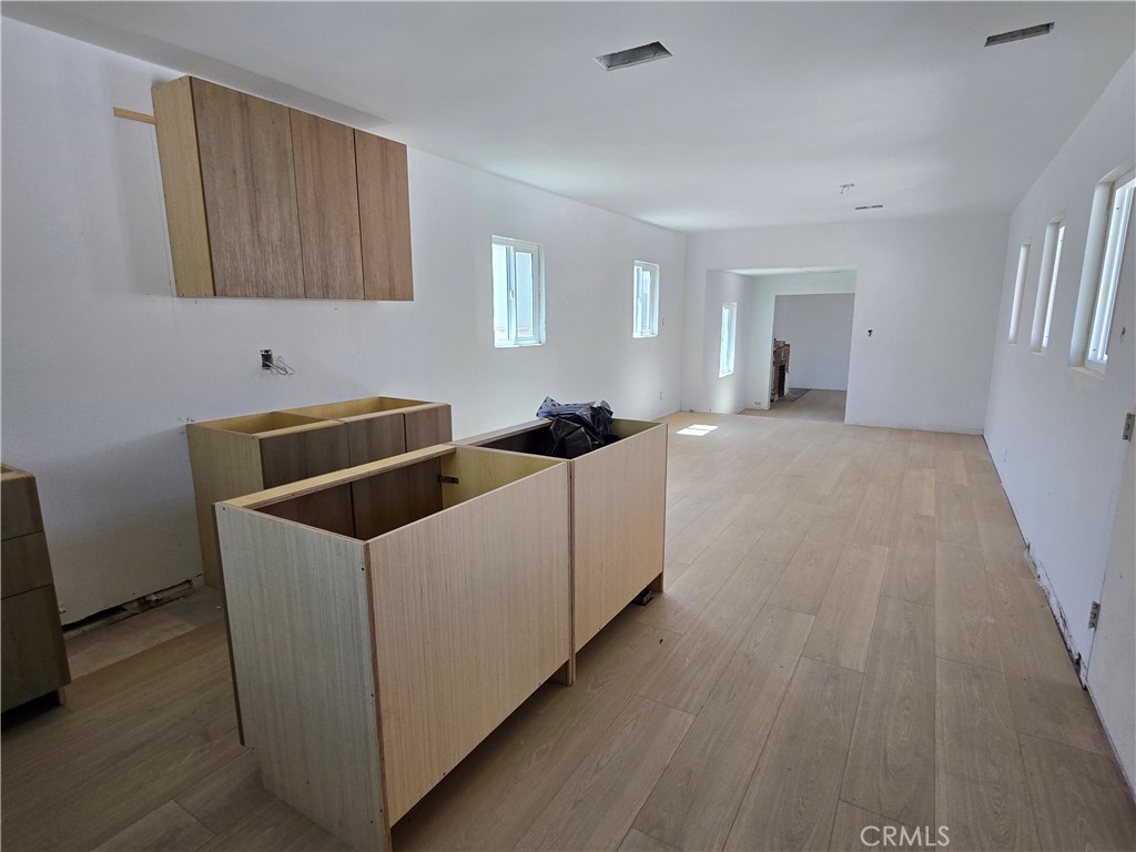 MLS #DW25202837 image #8