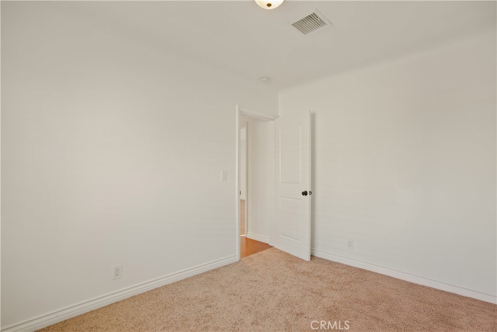 MLS #DW25203216 image #12