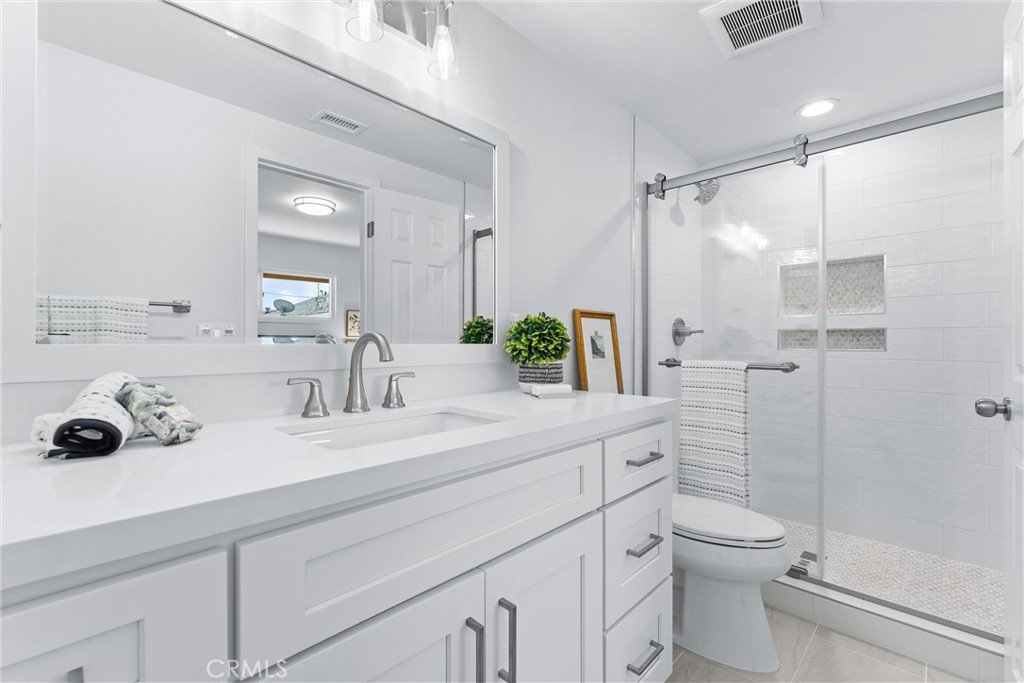 MLS #DW25206563 image #11