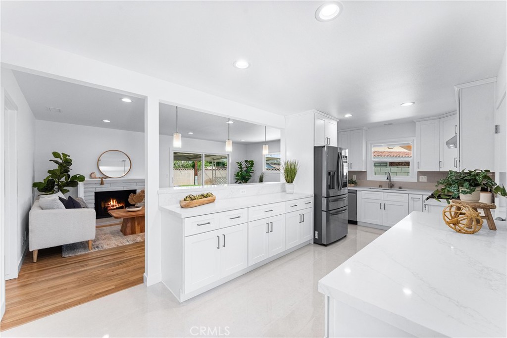 MLS #DW25206563 image #9