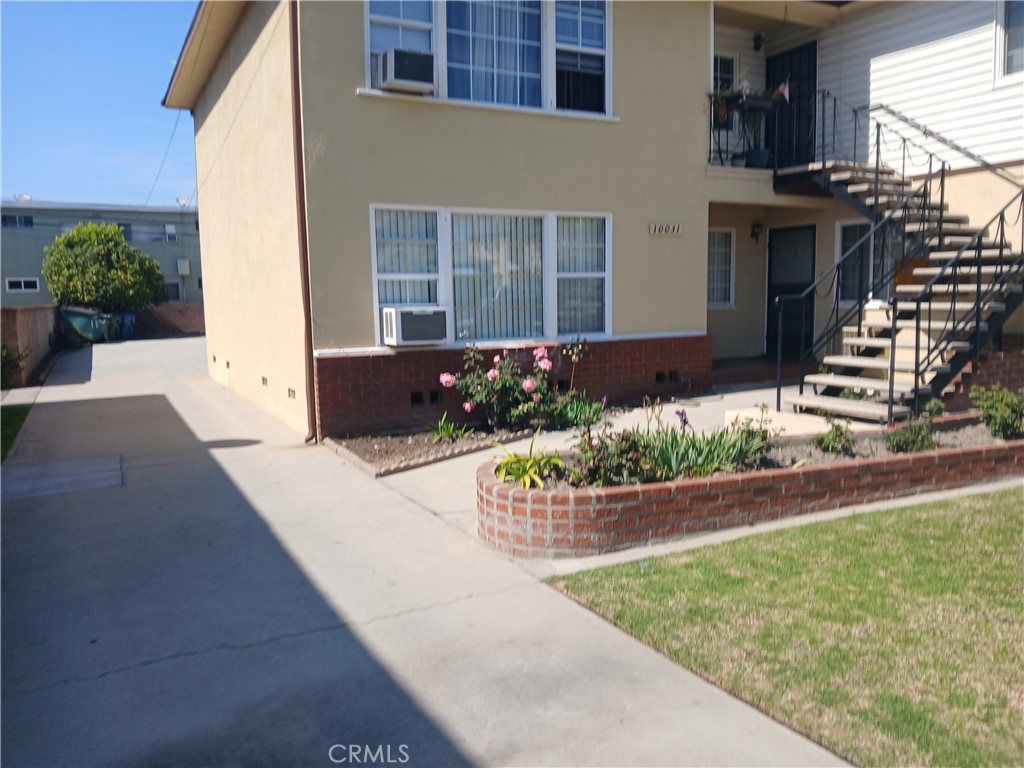 MLS #DW25206617 image #0