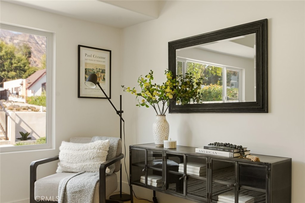 MLS #DW25208014 image #16