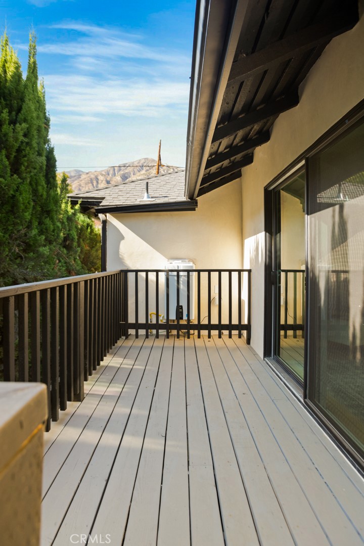 MLS #DW25208014 image #51