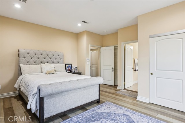 MLS #DW25214585 image #17