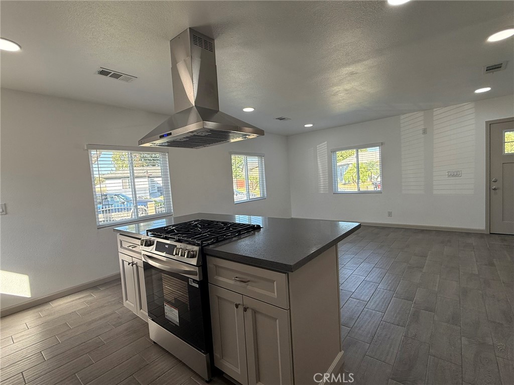 MLS #DW25215326 image #7