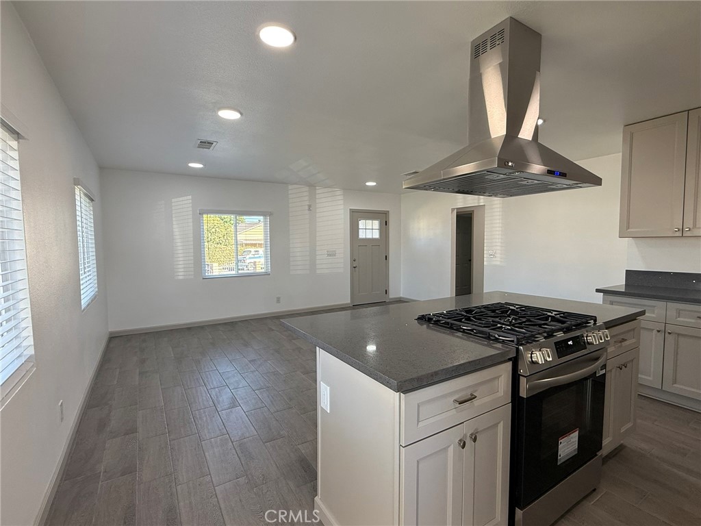 MLS #DW25215326 image #8