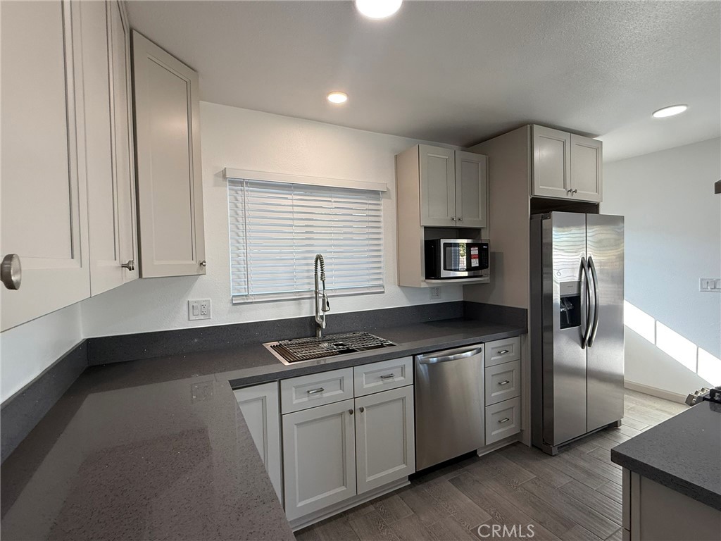 MLS #DW25215326 image #9