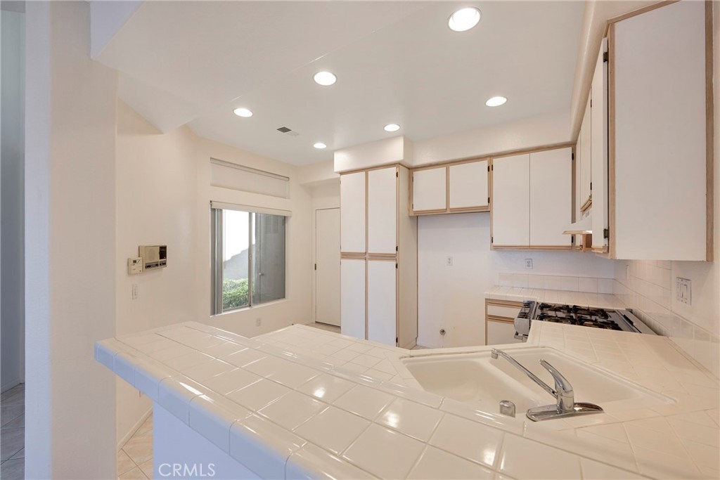 MLS #DW25215624 image #12