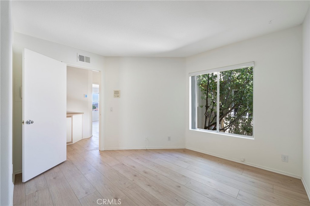 MLS #DW25215624 image #38