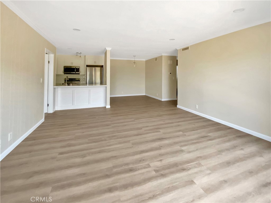 MLS #DW25216541 image #17