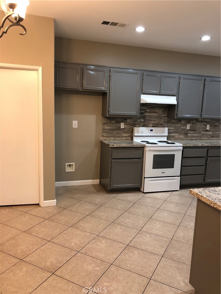 MLS #DW25217997 image #10