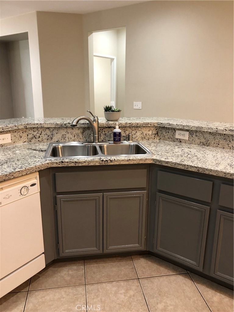 MLS #DW25217997 image #18