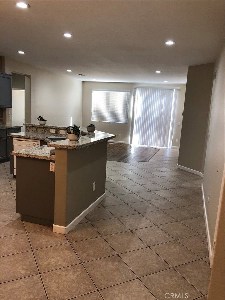 MLS #DW25217997 image #8