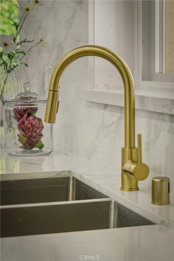 MLS #DW25218595 image #25