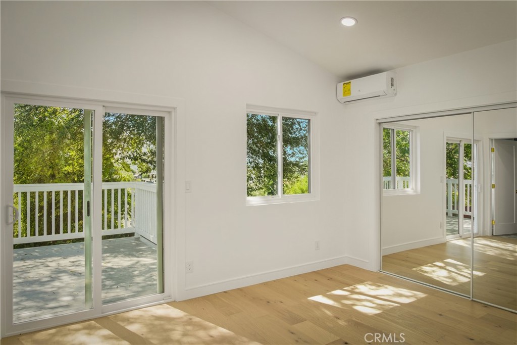 MLS #DW25218595 image #34