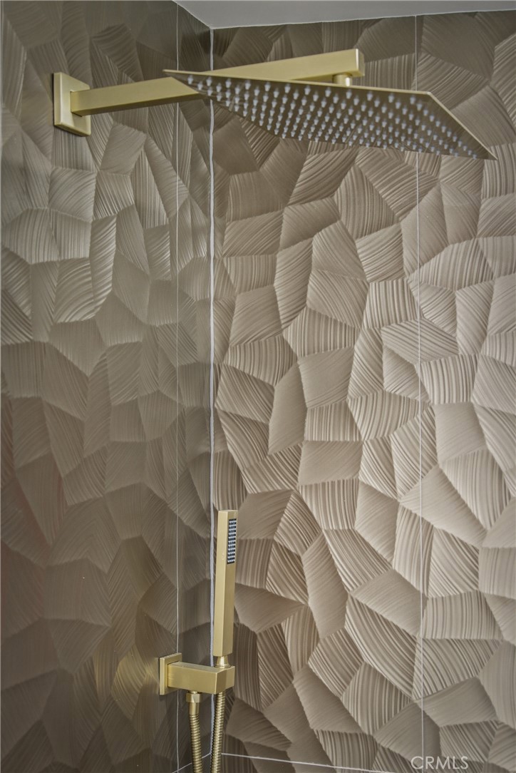 MLS #DW25218595 image #36