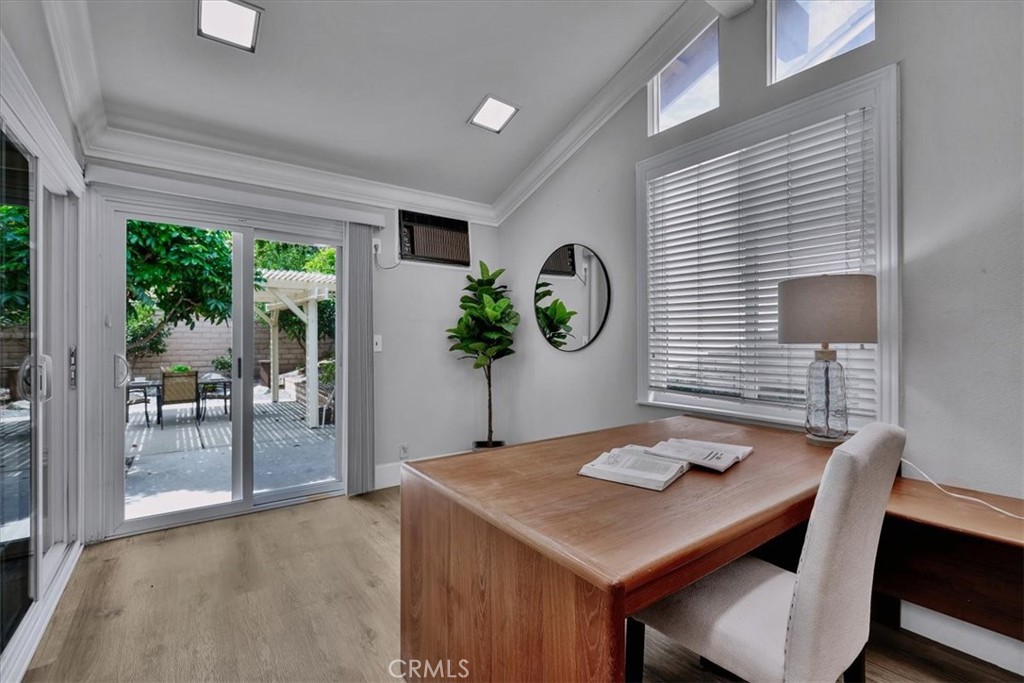 MLS #DW25219826 image #33