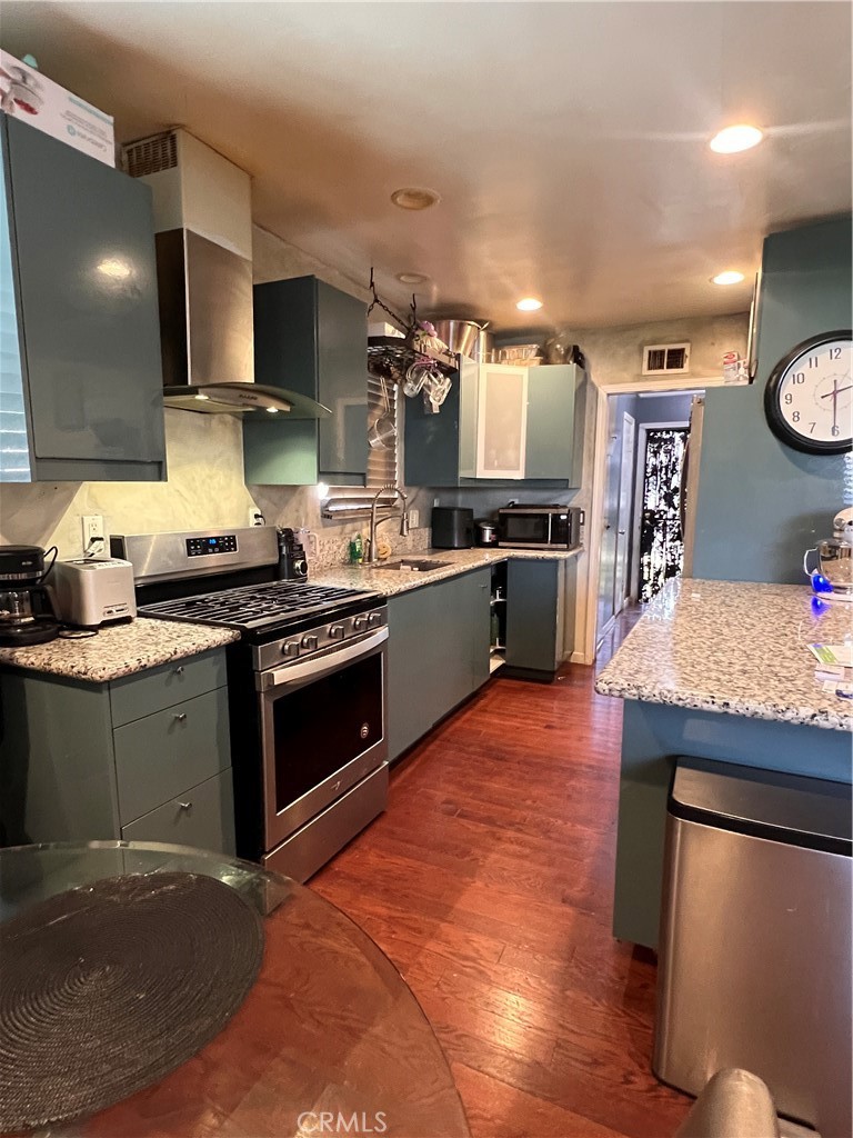 MLS #DW25220687 image #9