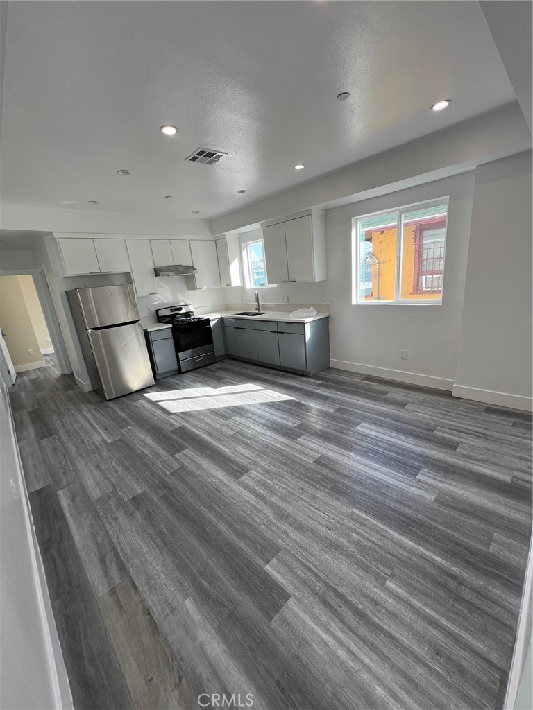 MLS #DW25031104 image #25