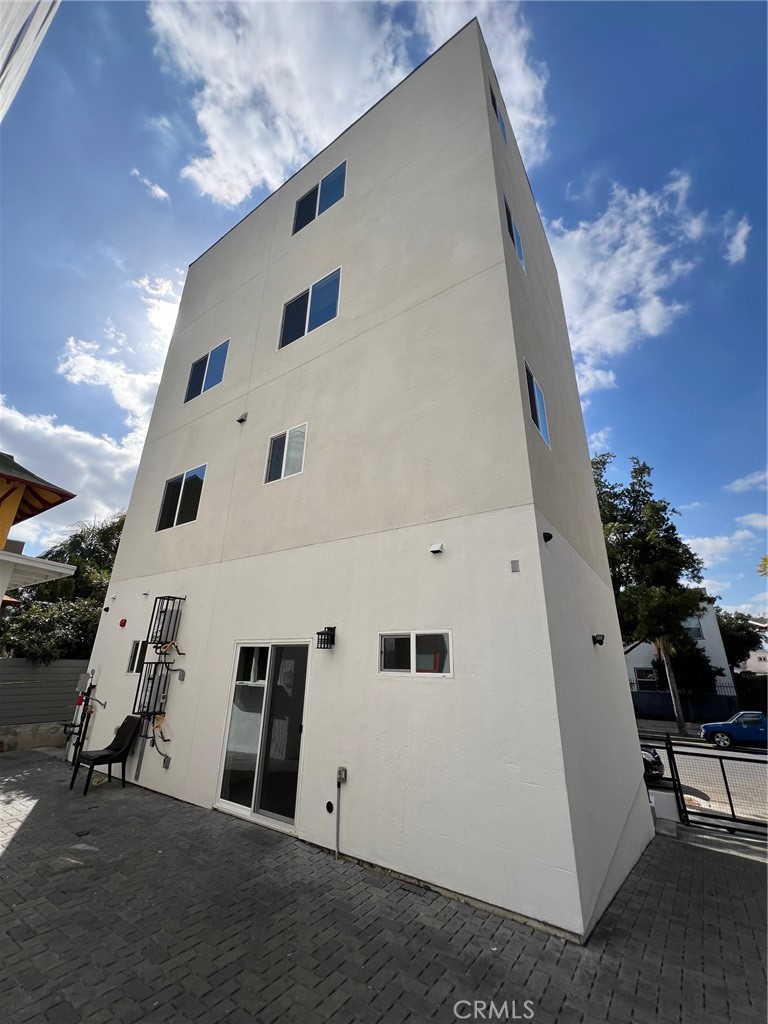 MLS #DW25031104 image #3