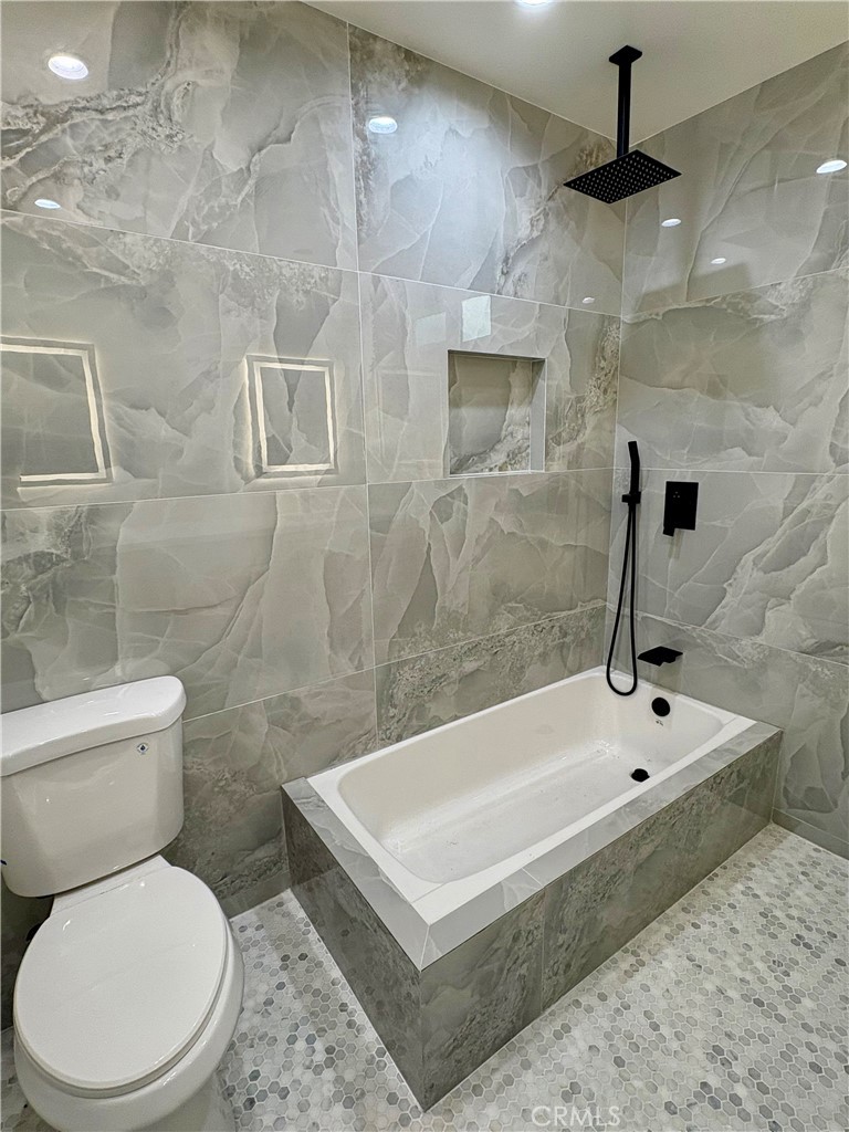 MLS #DW25221255 image #24