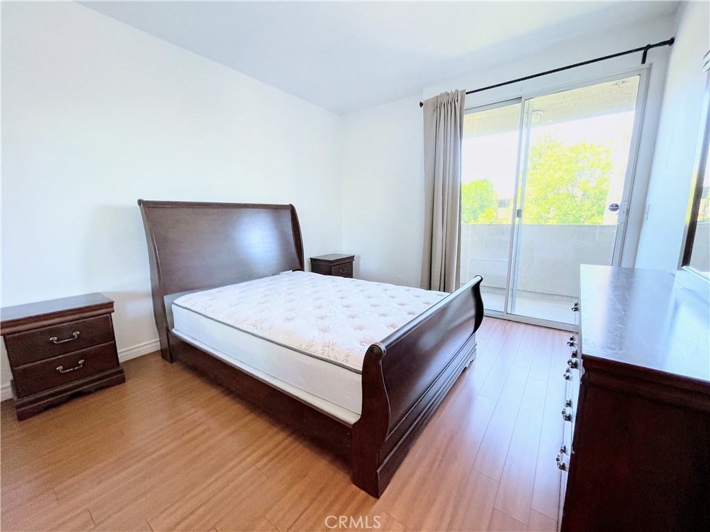 MLS #DW25221457 image #9