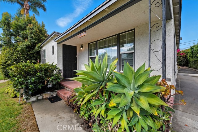 MLS #DW25221600 image #2