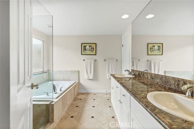 MLS #DW25221972 image #37