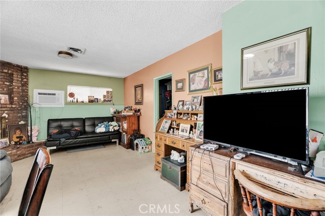 MLS #DW25224030 image #16