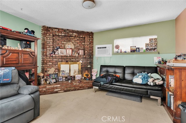 MLS #DW25224030 image #17