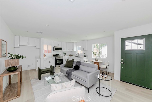 MLS #DW25224118 image #8