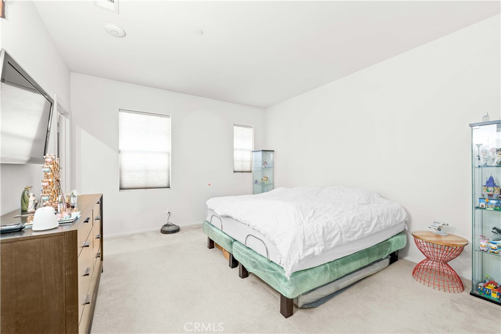 MLS #DW25224283 image #10