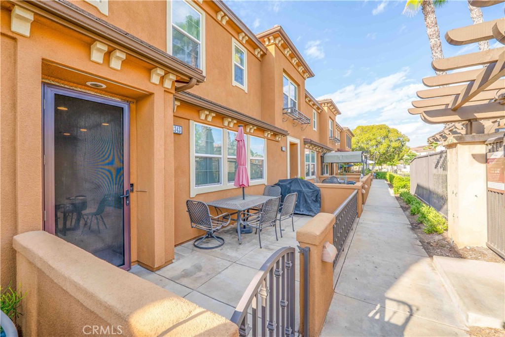 MLS #DW25224283 image #2