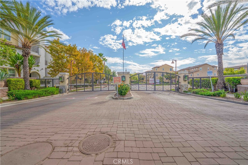 MLS #DW25224283 image #25