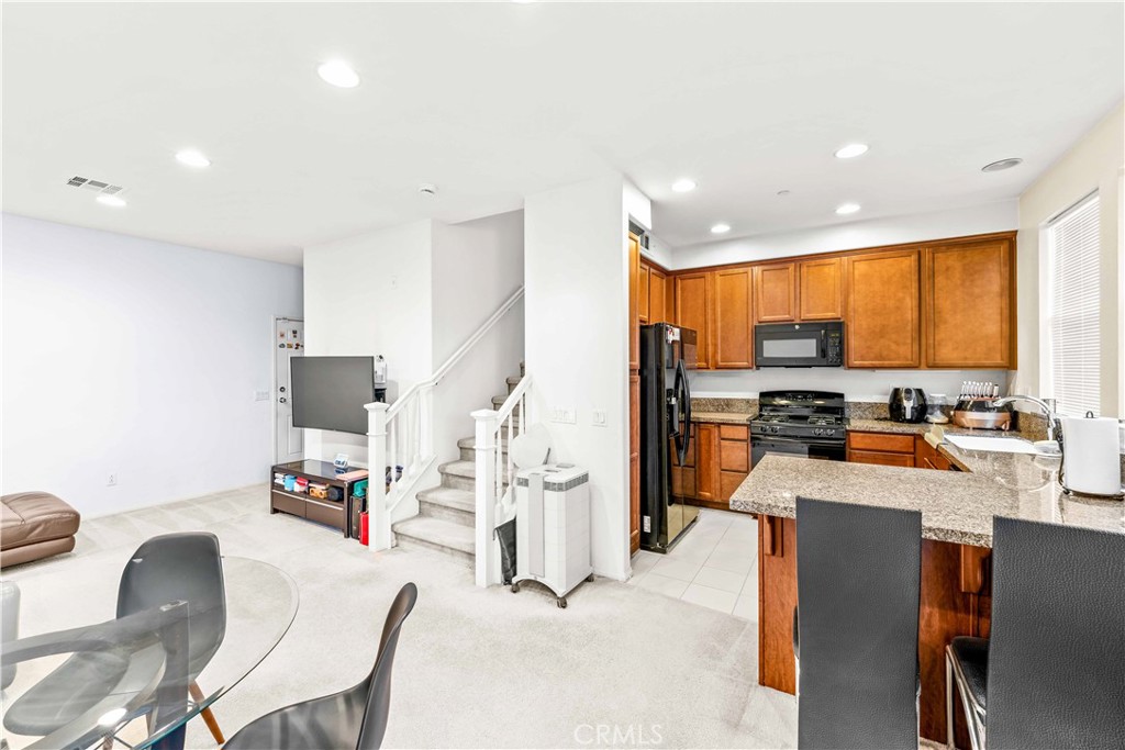 MLS #DW25224283 image #7