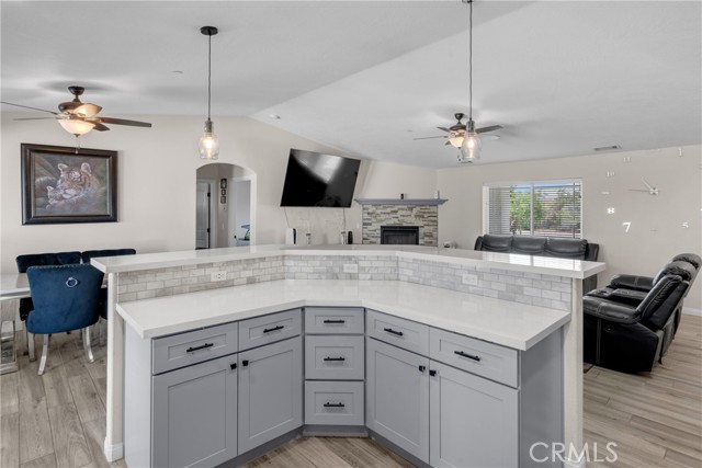 MLS #DW25226132 image #18