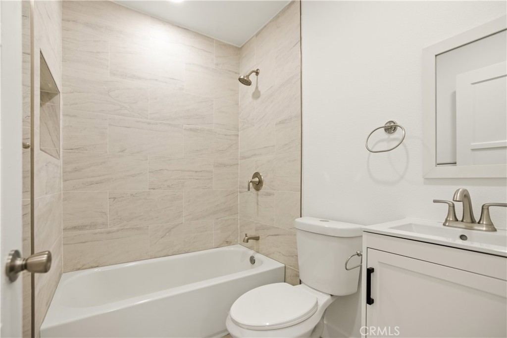 MLS #DW25226272 image #25