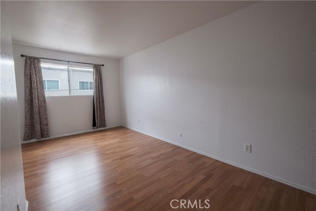 MLS #DW25226777 image #32