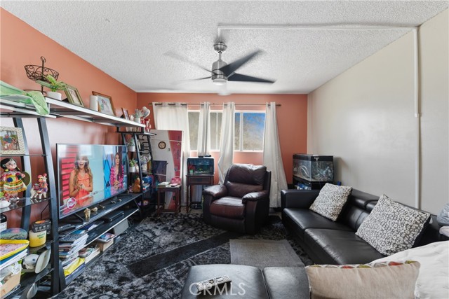 MLS #DW25228695 image #11