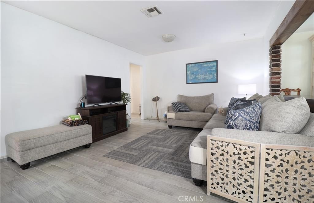 MLS #DW25229314 image #4