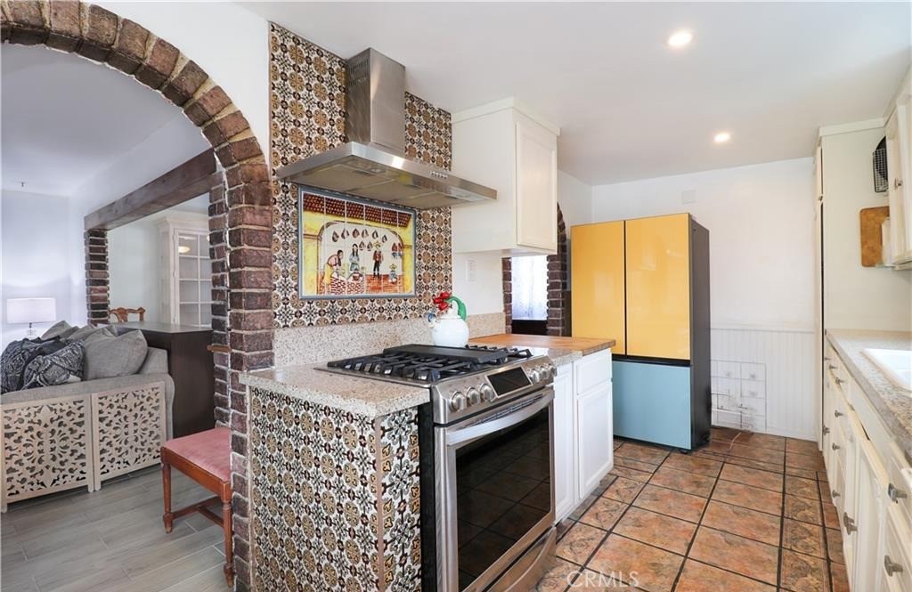 MLS #DW25229314 image #5